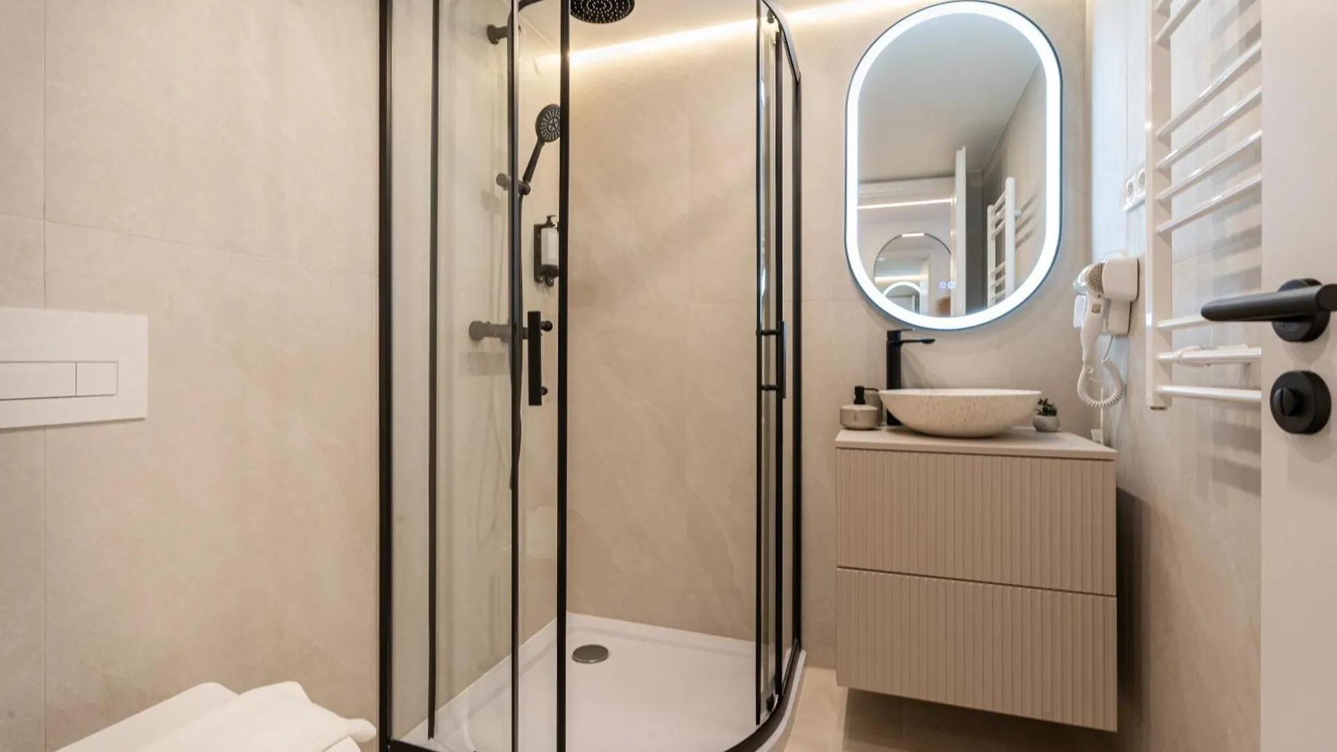Apartment E22 - Boutique Apartments, Best Location by BQA Budapest